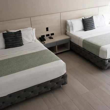 Hotel Loup Меделин Екстериор снимка
