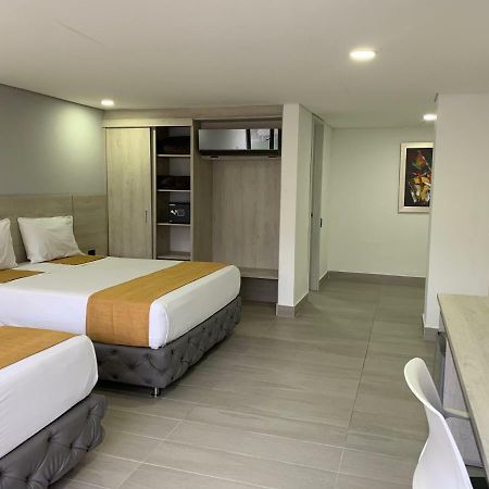 Hotel Loup Меделин Екстериор снимка
