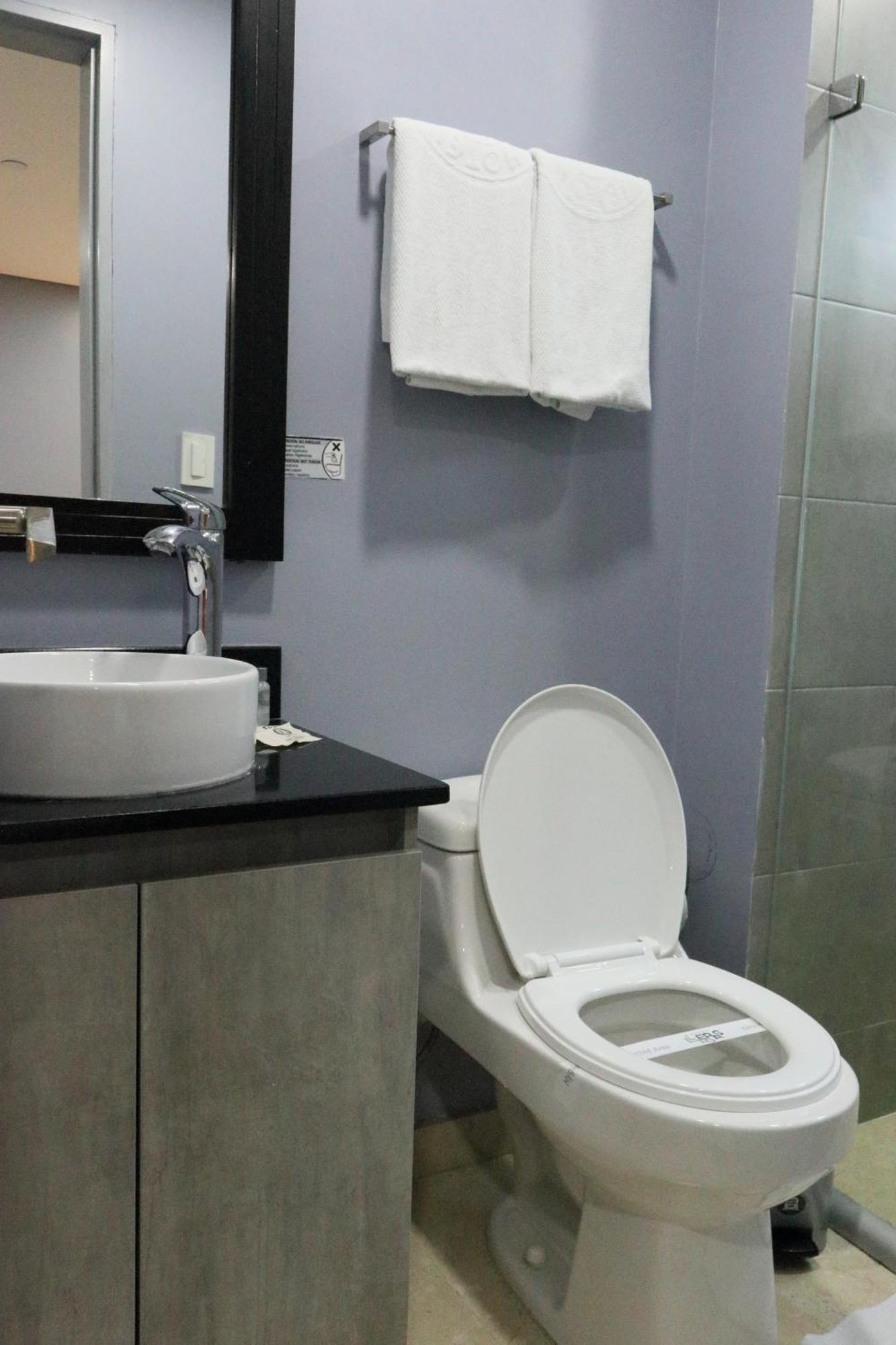 Hotel Loup Меделин Екстериор снимка
