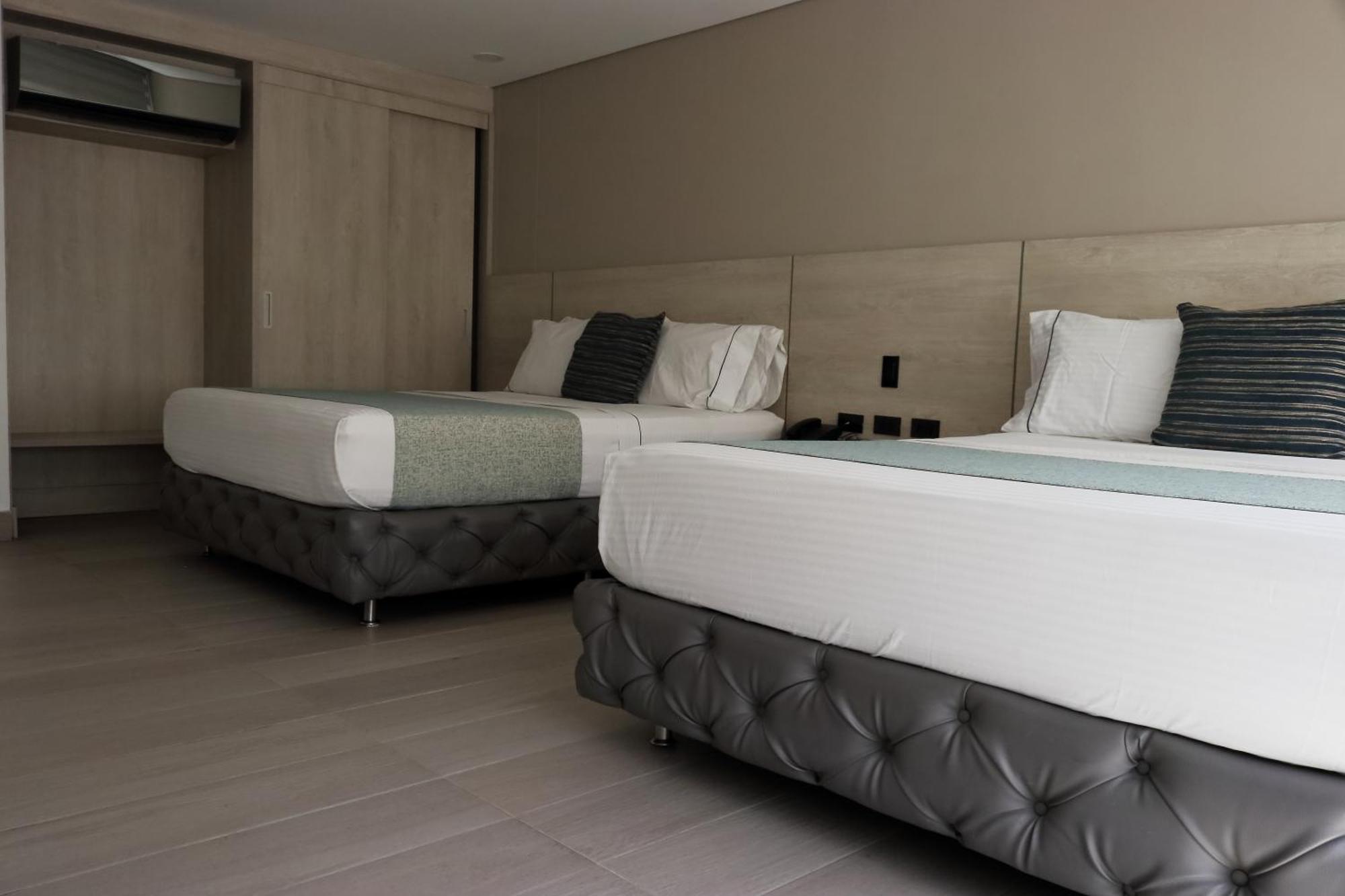 Hotel Loup Меделин Екстериор снимка
