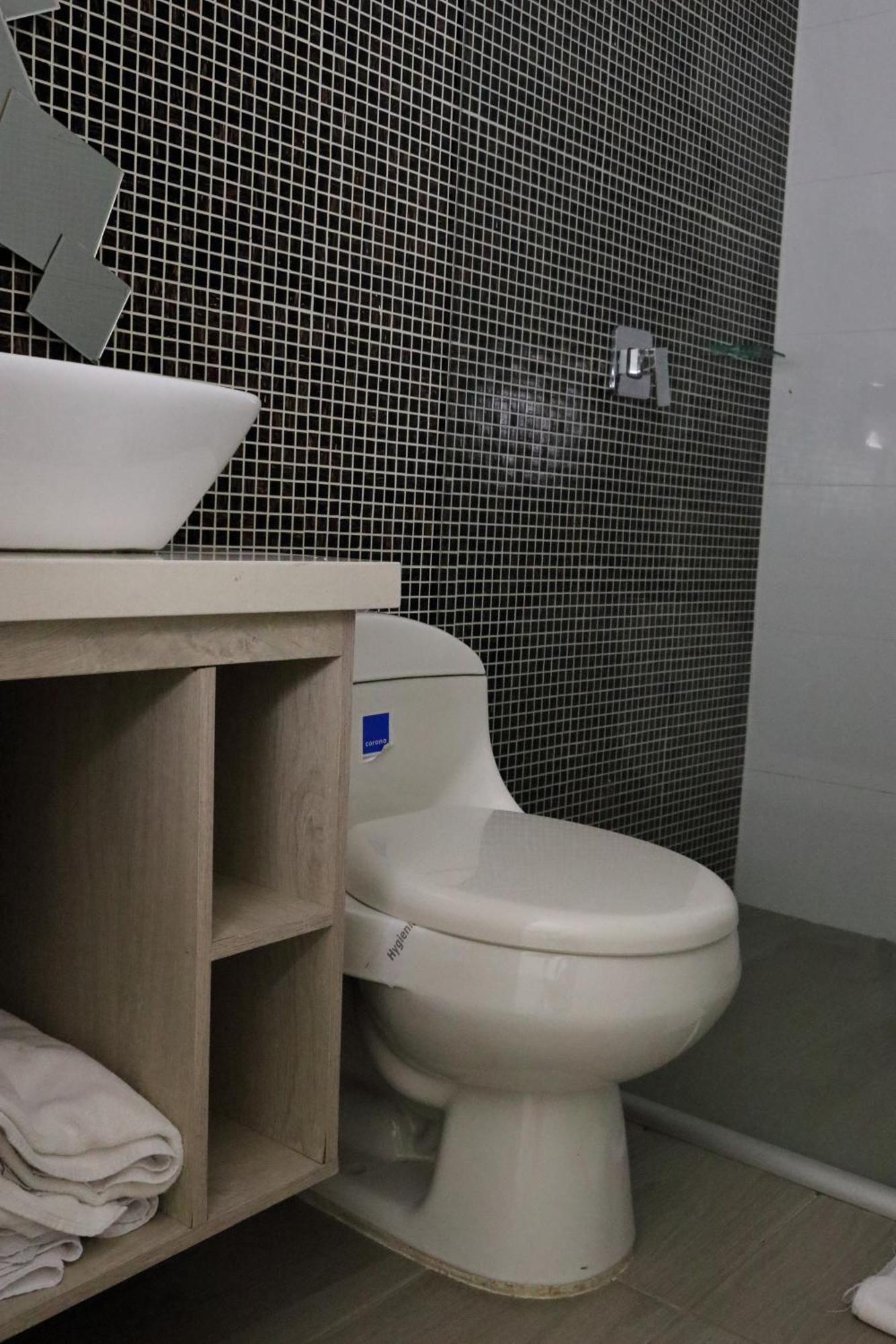 Hotel Loup Меделин Екстериор снимка